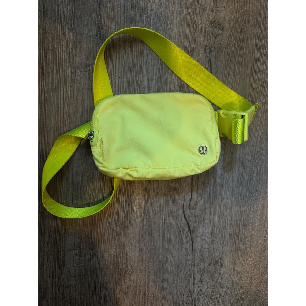 Lululemon Everywhere Belt Bag Neon Yellow 1L Waist Pack Fanny Pack